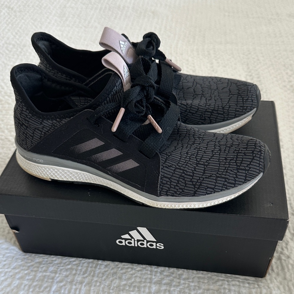 Mint condition adidas sneakers with rose gold
